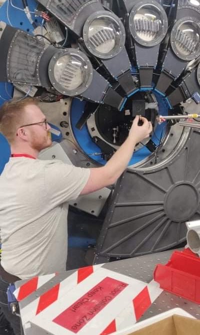 Powder X-ray diffraction on beamline I11, Diamond Light Source